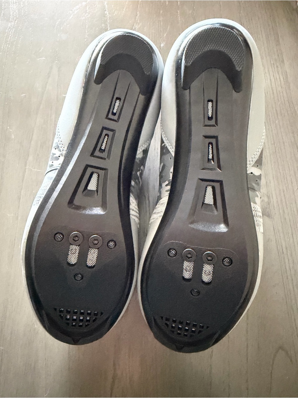 NWT Peloton Bike Shoes - Picture 2 of 7